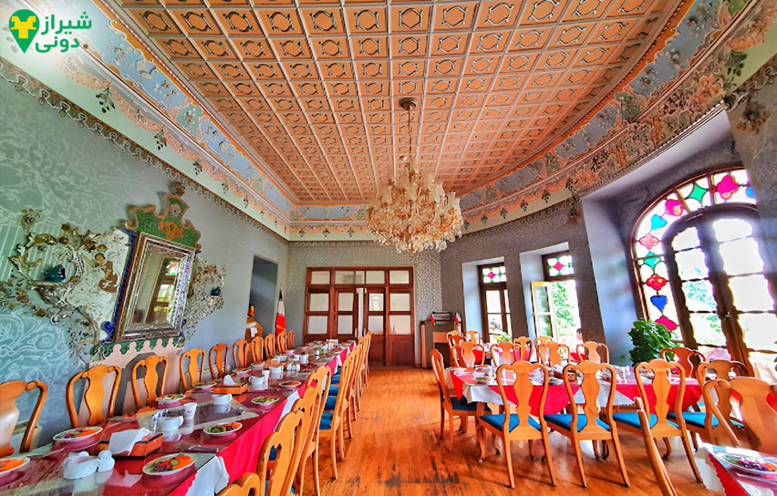 کافه و رستوران عمارت شاپوری شیراز