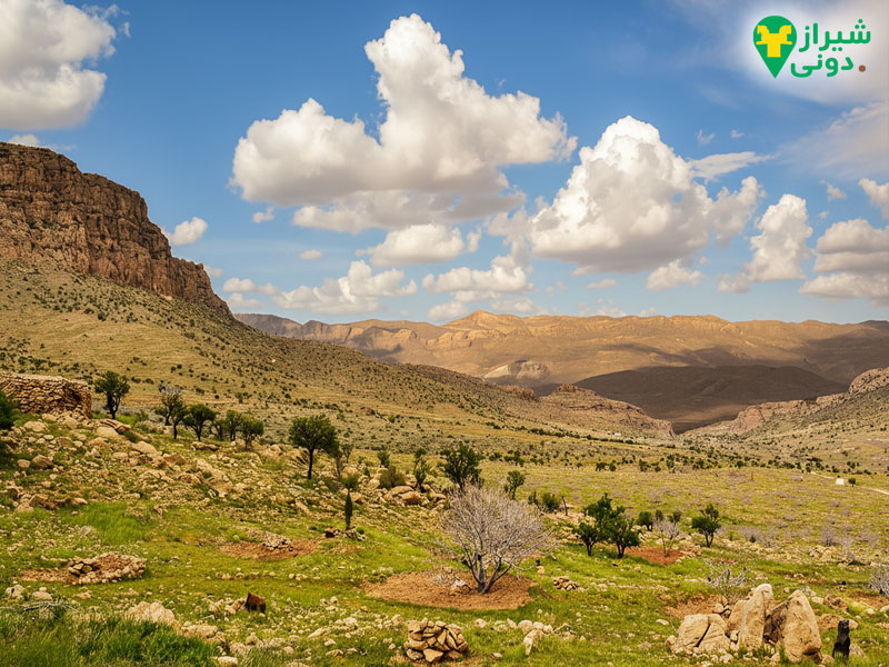 دره پلنگان شهر نی ریز